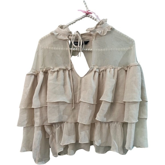BNWT Romantic Zara Ruffle Top Size Small - Picture 2 of 3